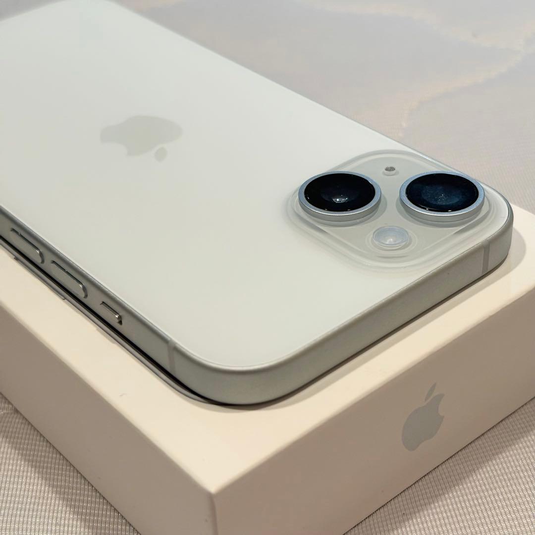 ✨超美品・おまけ付き✨iPhone 15 ブルー 128GB 本体