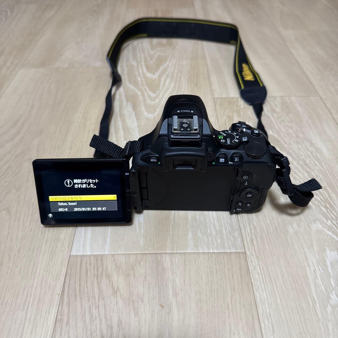 Nikon D5500 デジタル一眼レフカメラ ダブルズームキット