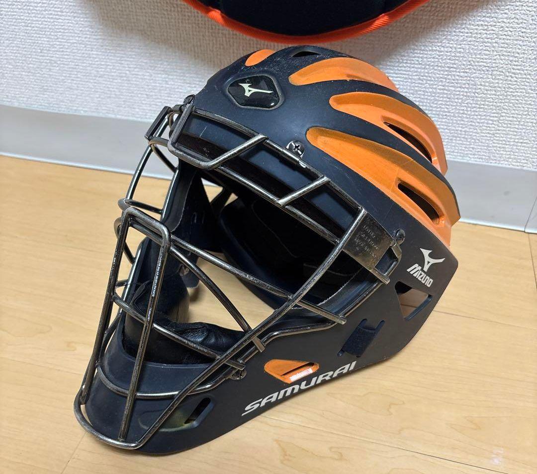 阿部慎之助　Mizuno SAMURAI キャッチャーマスク＆プロテクターセット
