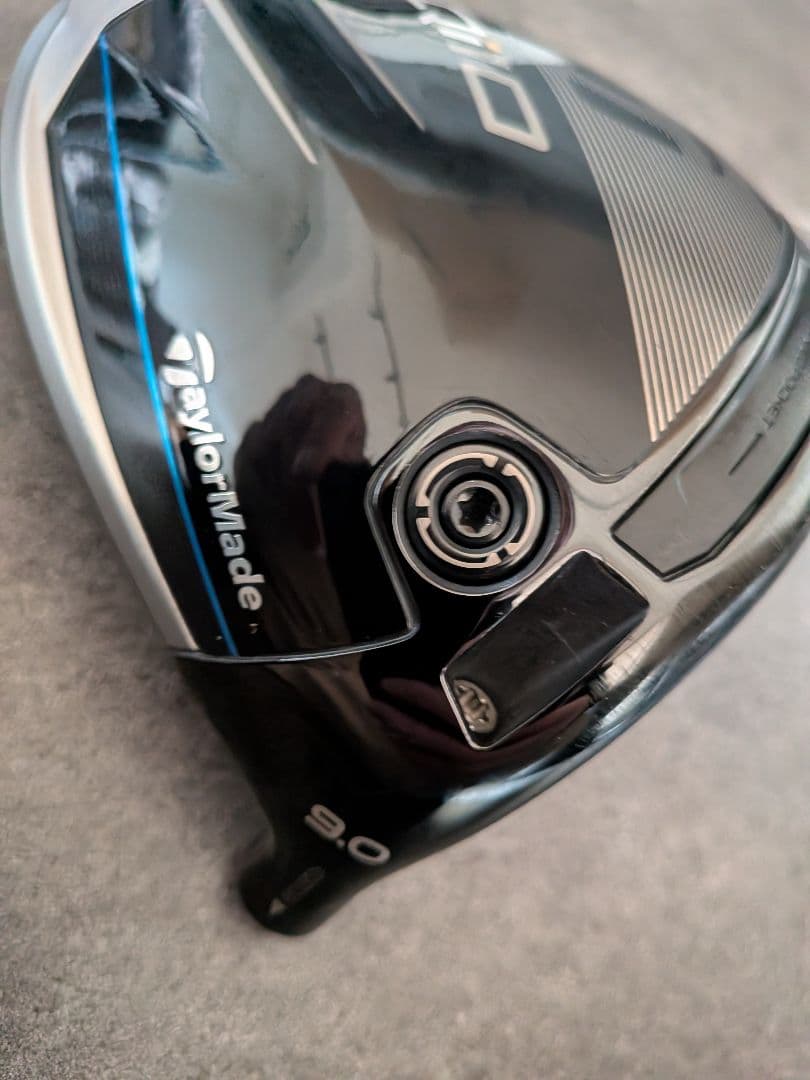 ●名器　概ね美品●TaylorMade Qi10 9.0 ドライバーヘッド