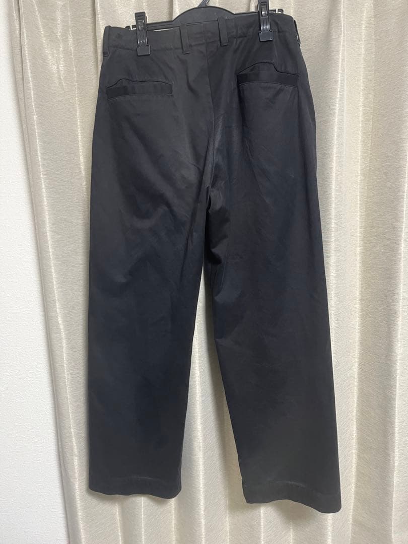 UNIVERSAL PRODUCTS ノータックチノ　サイズ2黒