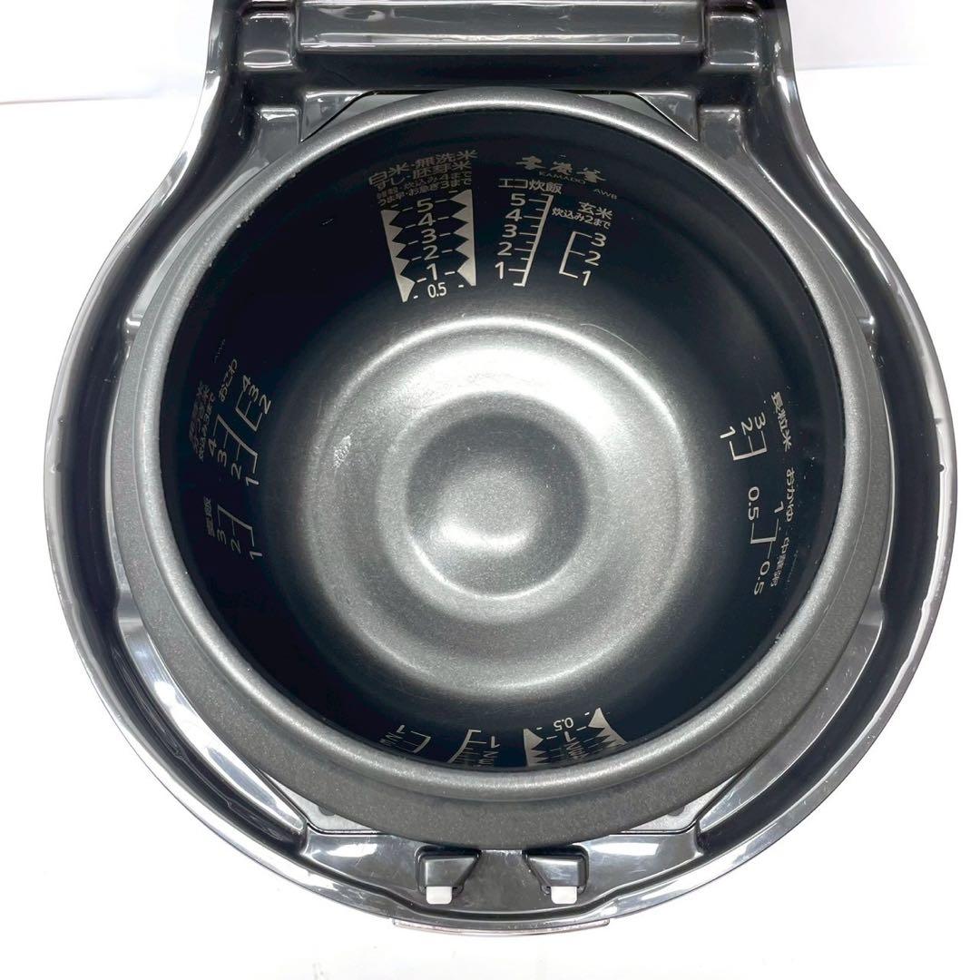 美品　三菱　本炭釜 KAMADO NJ-AWB10-B [黒曜] 5.5合炊き