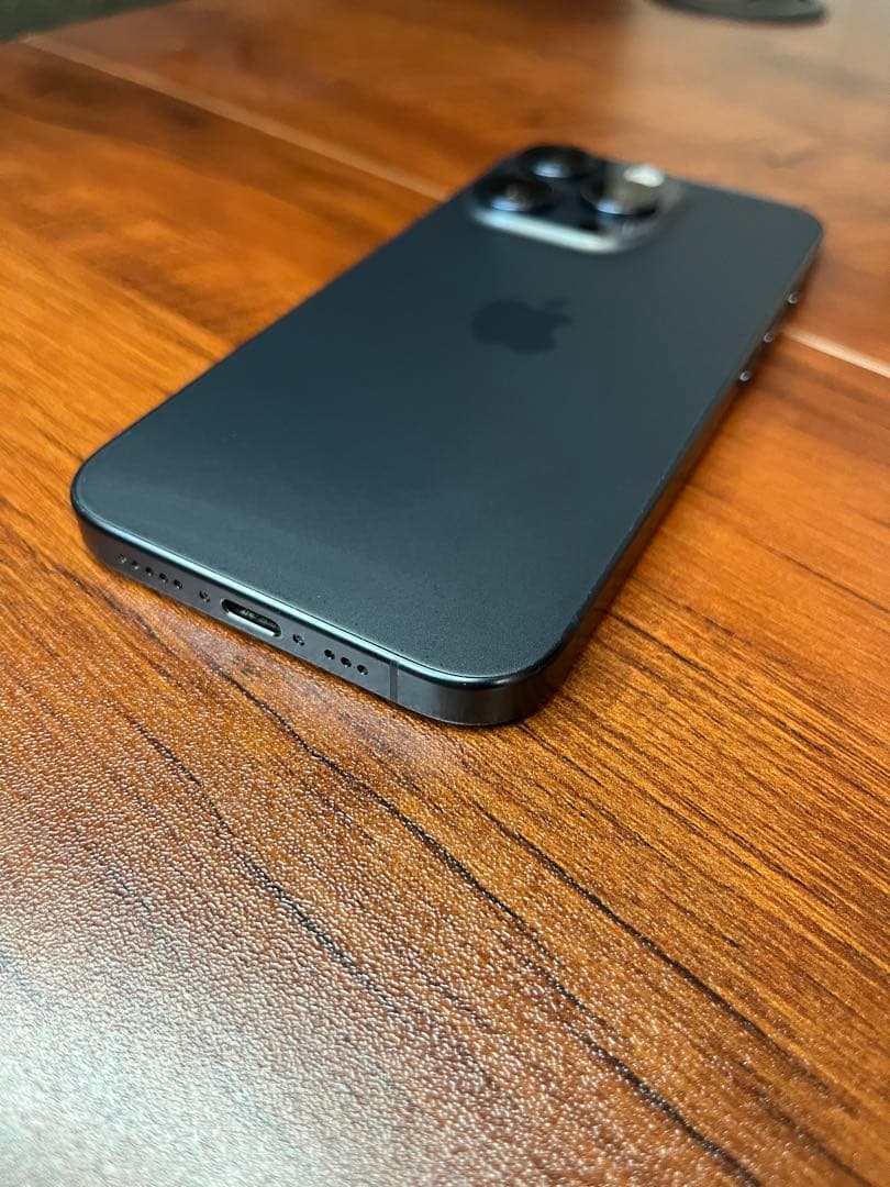 iPhone15 Pro 256GB　液晶パネル交換品　ジャンク