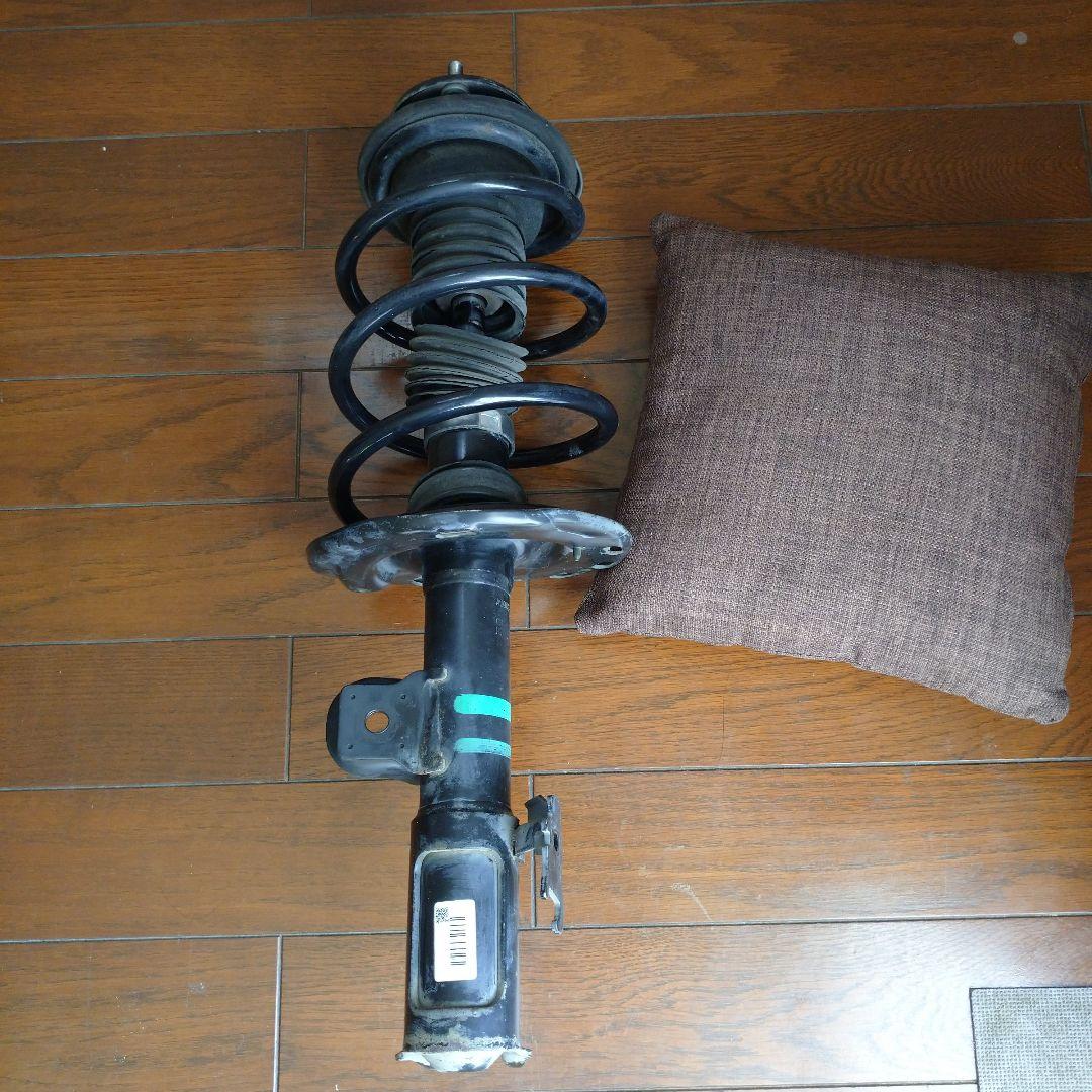 20アルファード ヴェルファイア純正 ショック ブソーバー サスペンション右