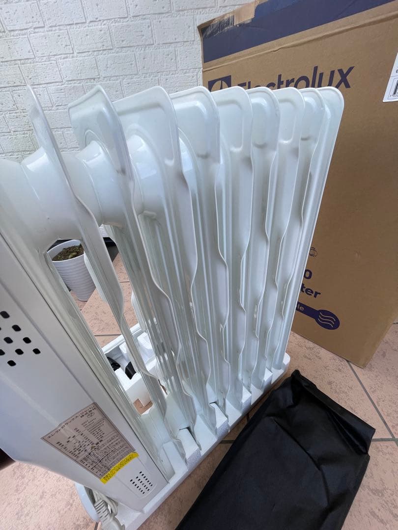 エレクトロラックス EO12D104C0 オイルヒーター