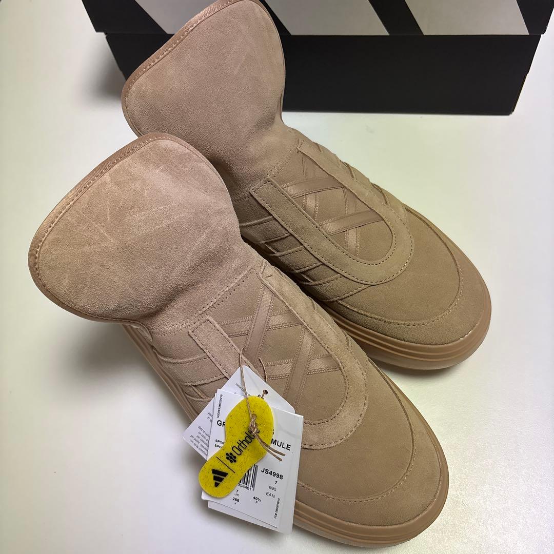 【訳あり】adidas ベージュミュール　25.5cm