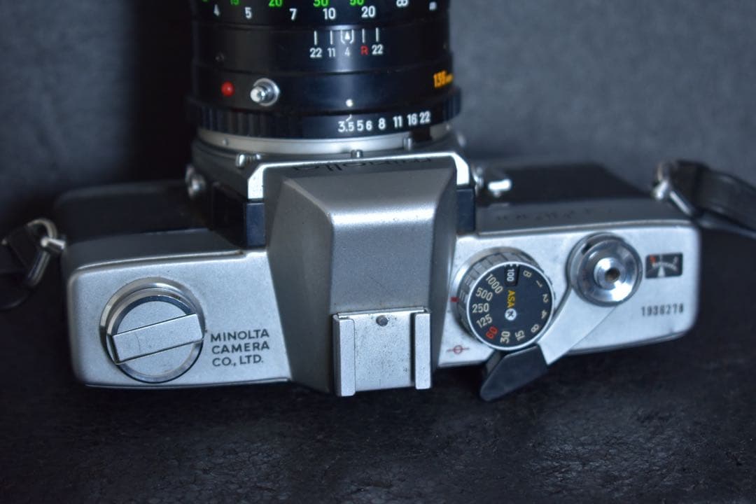 ミノルタ SRT101 135mm F3.5 シルバー フィルムカメラ ボディ