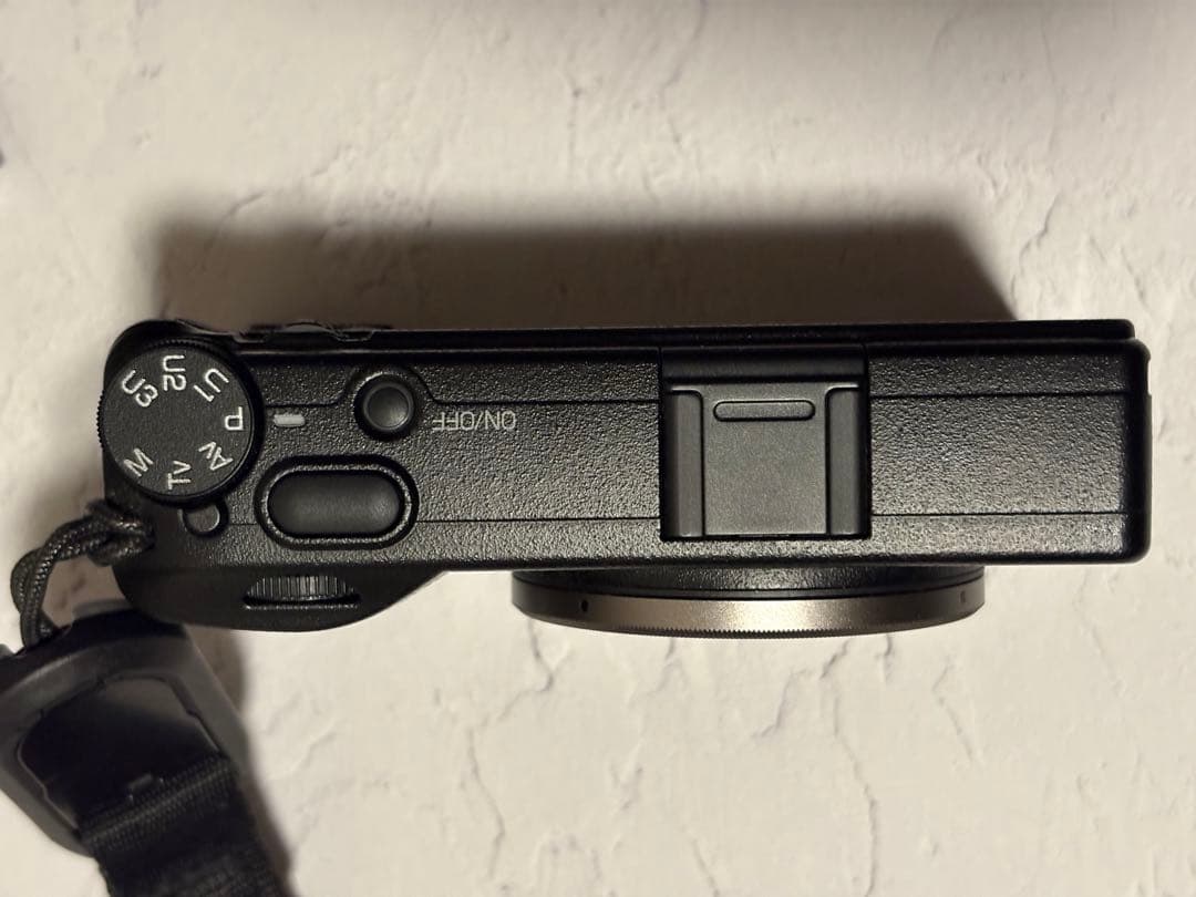 RICOH GR3 デジタルカメラ 本体　SDカード付き