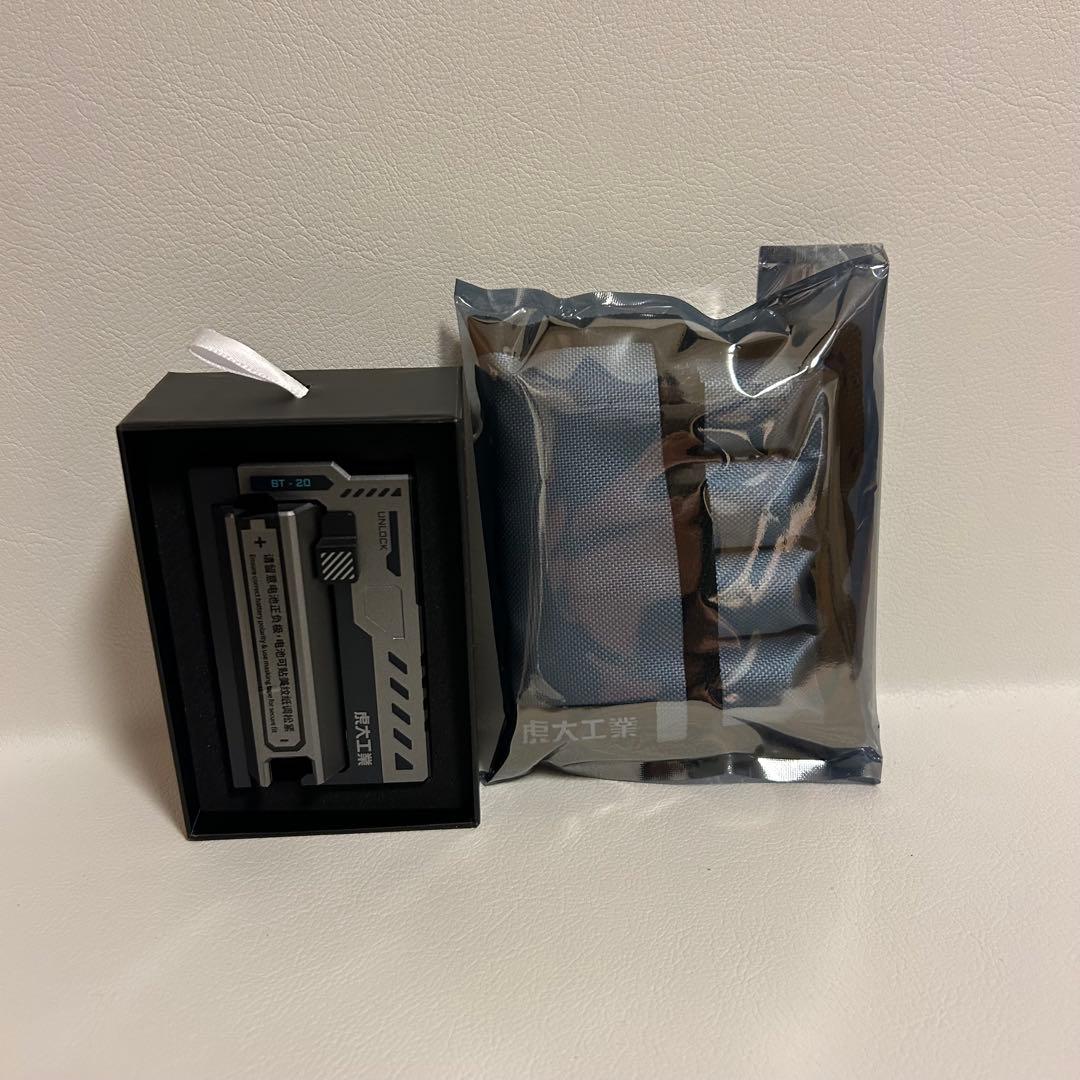 大人気❣️ 【虎大工業】公式革新的な電池交換デザイン モバイルバッテリー