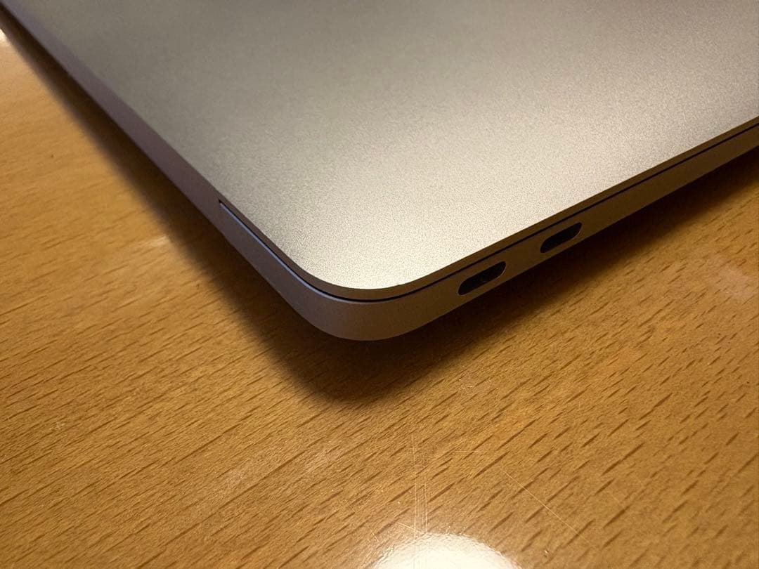 MacBook本体 M1 MacBook Air 13inch