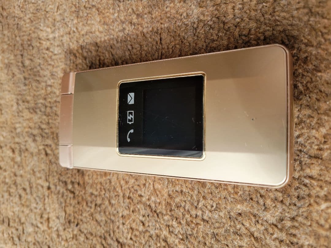 【完動】SHARP かんたん携帯 A207SH 4G対応 クレードル付き