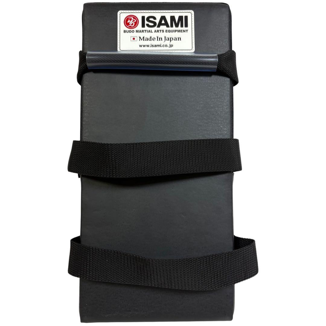 【美品】ISAMI キックミット ブルー ブラック 空手 キックボクシング