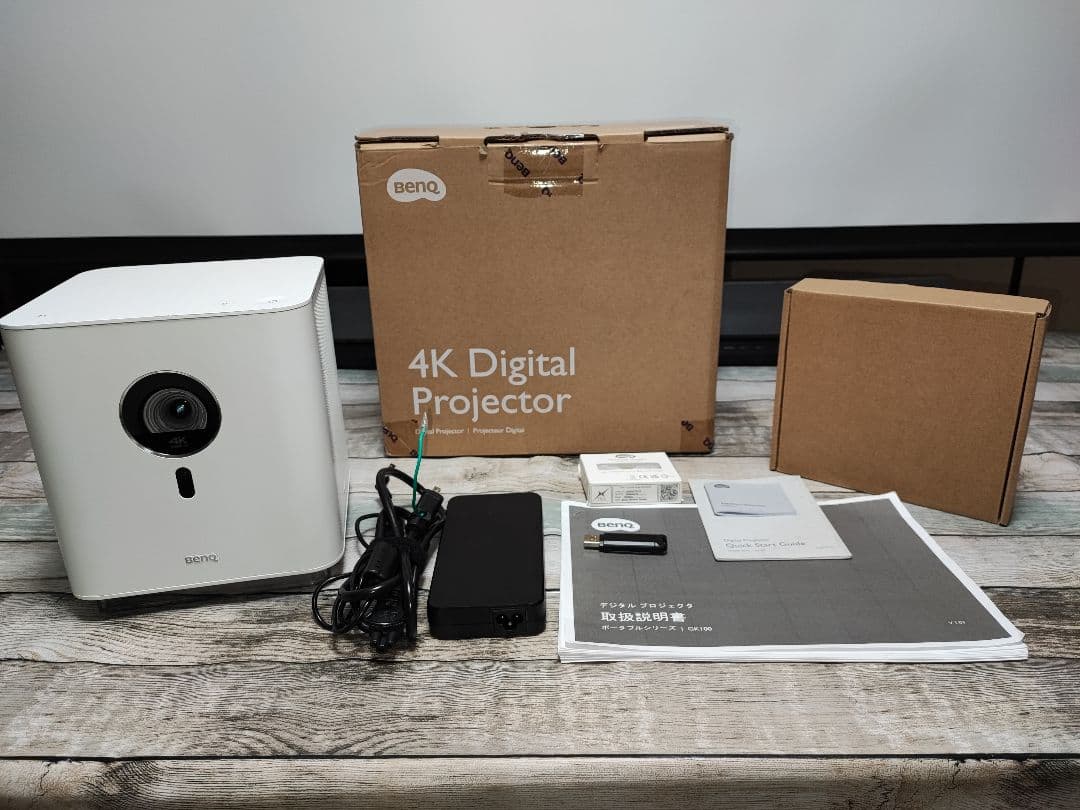 BenQ GK100　4Kプロジェクター　美品