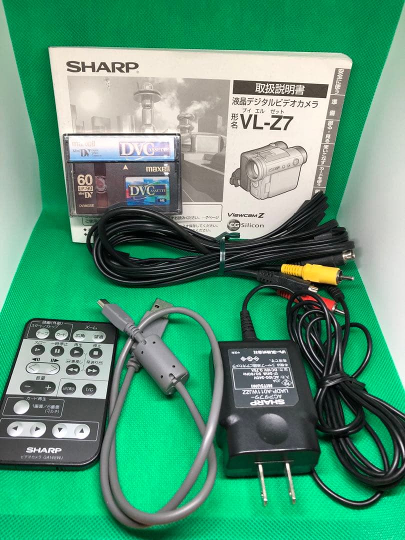 《美品》シャープ VL-Z7 2003年製　液晶デジタルビデオカメラ