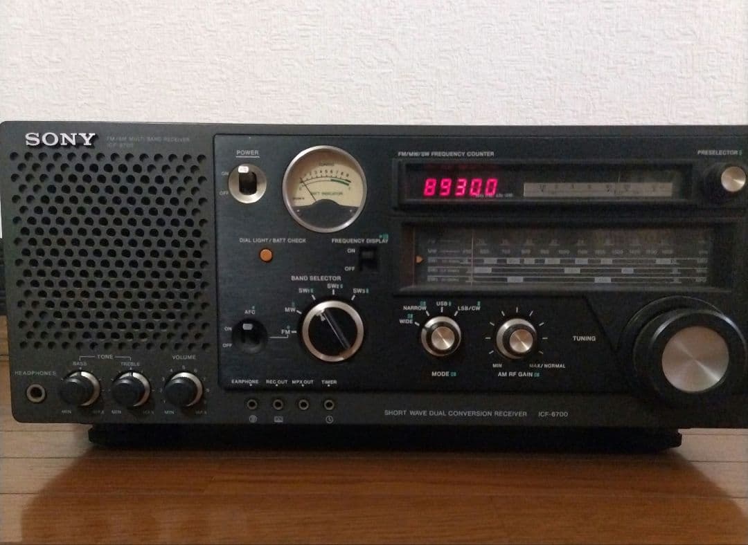 ジャンク品　SONY ICF-6700 マルチバンドレシーバー　ラジオ