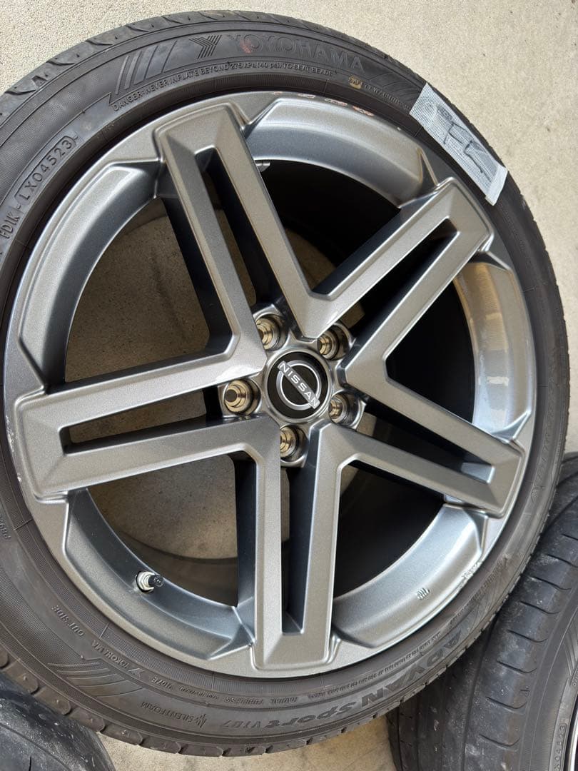 車タイヤホイールセット