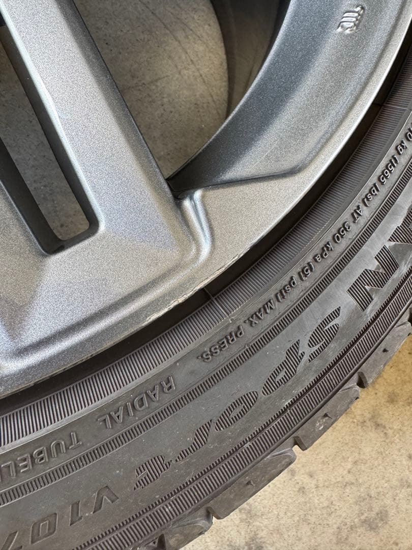 車タイヤホイールセット