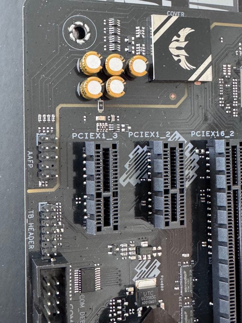 マザーボード TUF GAMING B550-PLUS