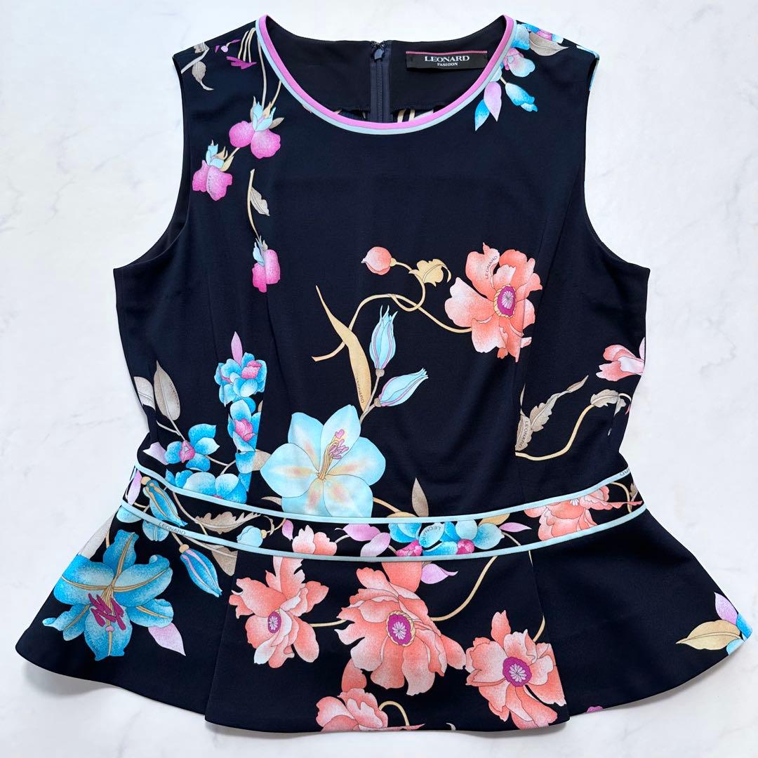 現行タグ XL相当✨レオナール カンカン素材 ペプラム トリム 花柄 黒 42