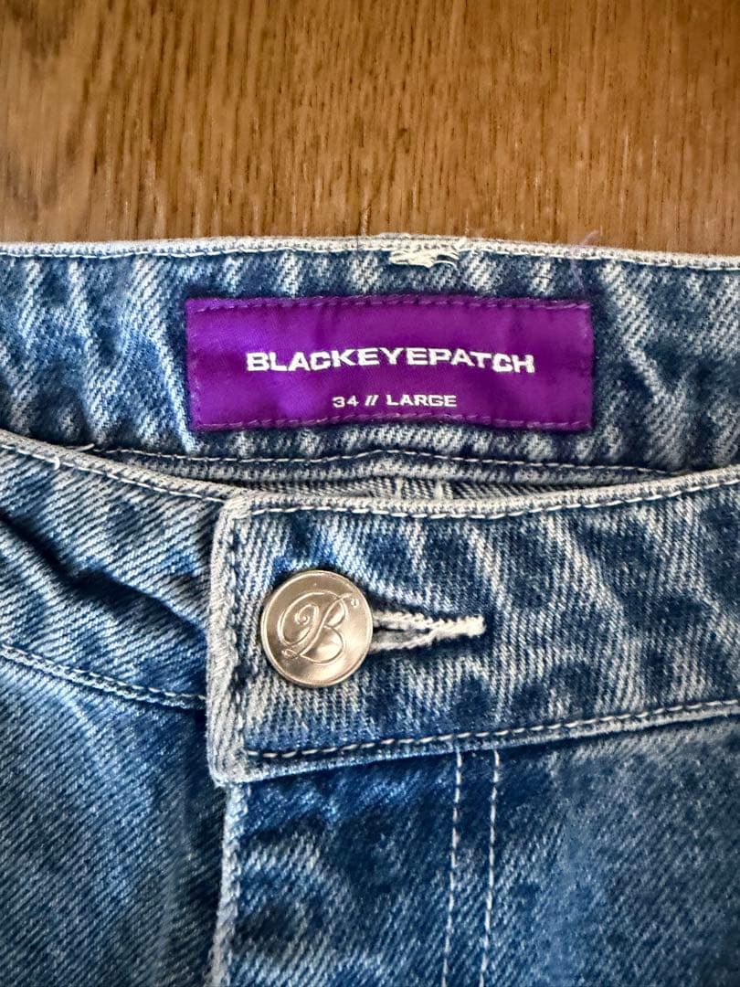 BLACKEYEPATCH スネーク刺繍 デニムパンツ 34