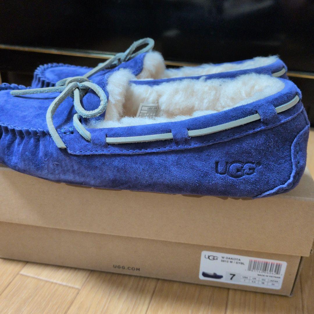 UGG ムートン　モカシンシューズ