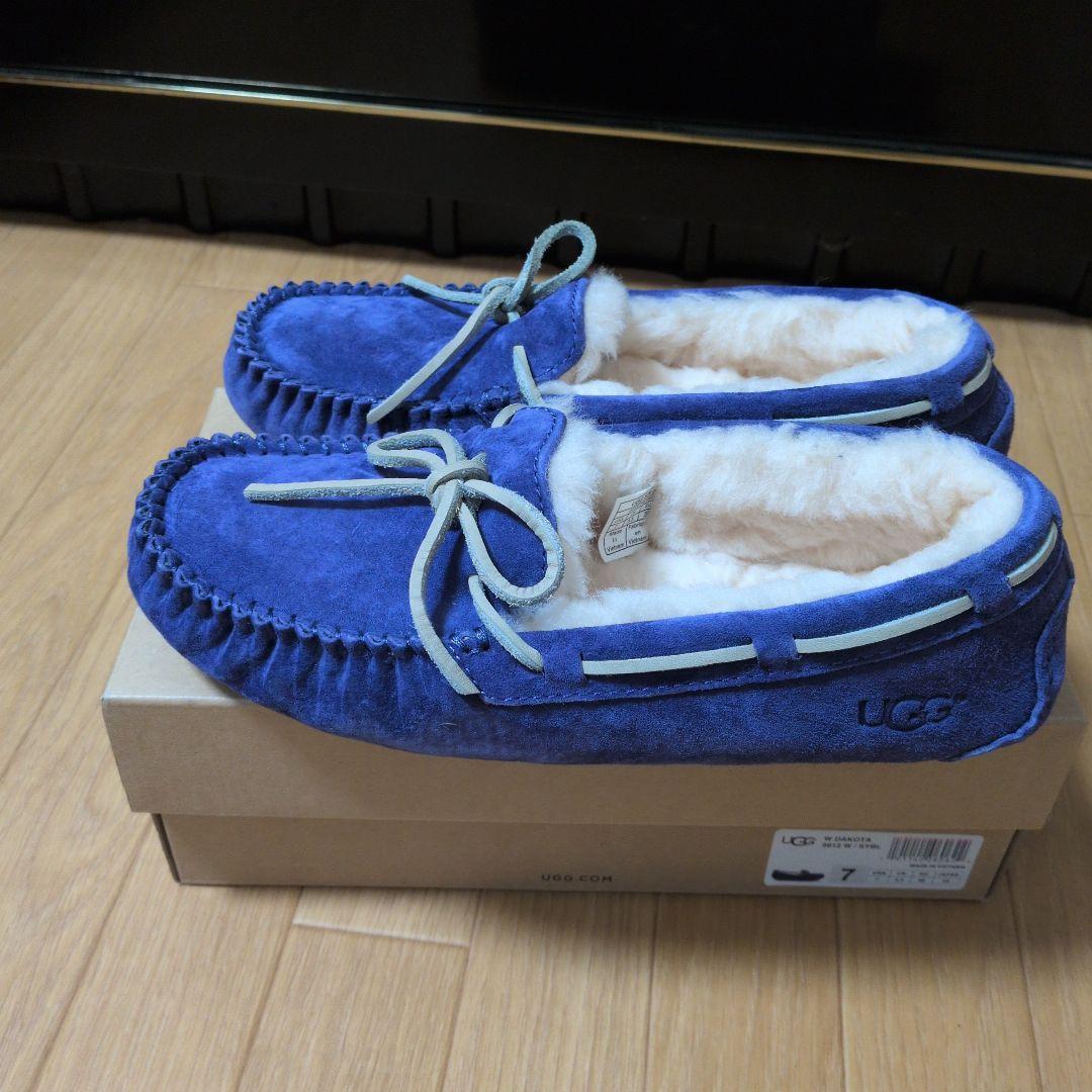 UGG ムートン　モカシンシューズ