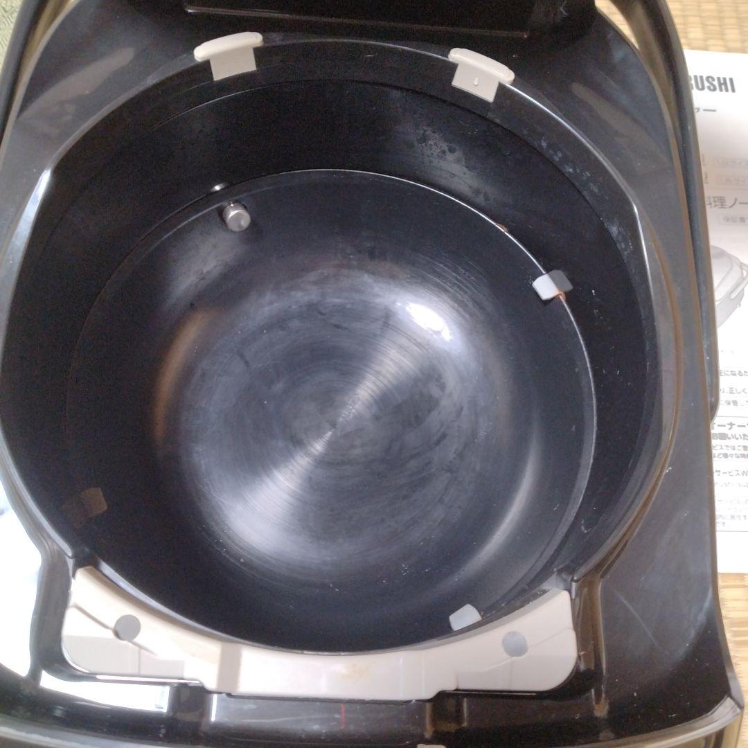 Zojirushi NP-ZX10 炊飯器