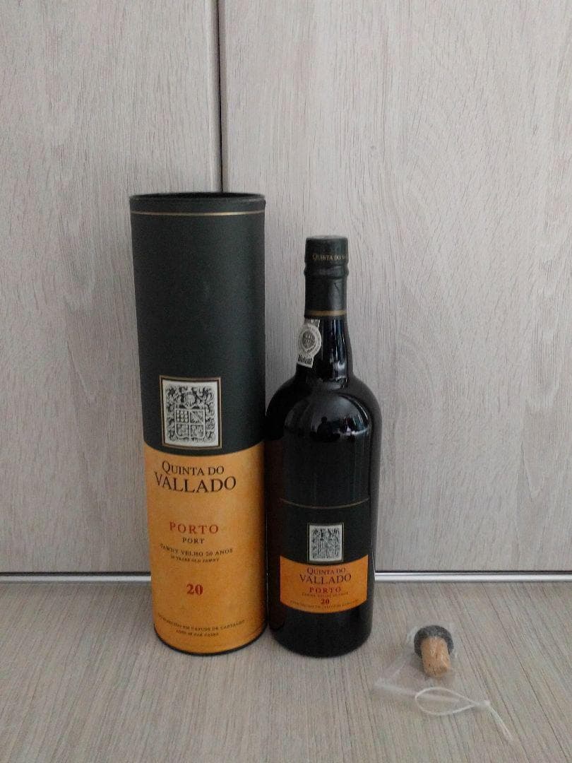 キンタ・ド・ヴァラッド　『ポートワイン　トゥニ―ポート　20年　』