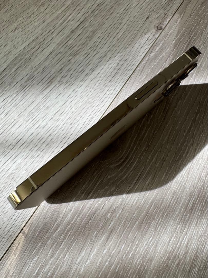 iPhone 13 Pro Gold 256GB SIMフリー