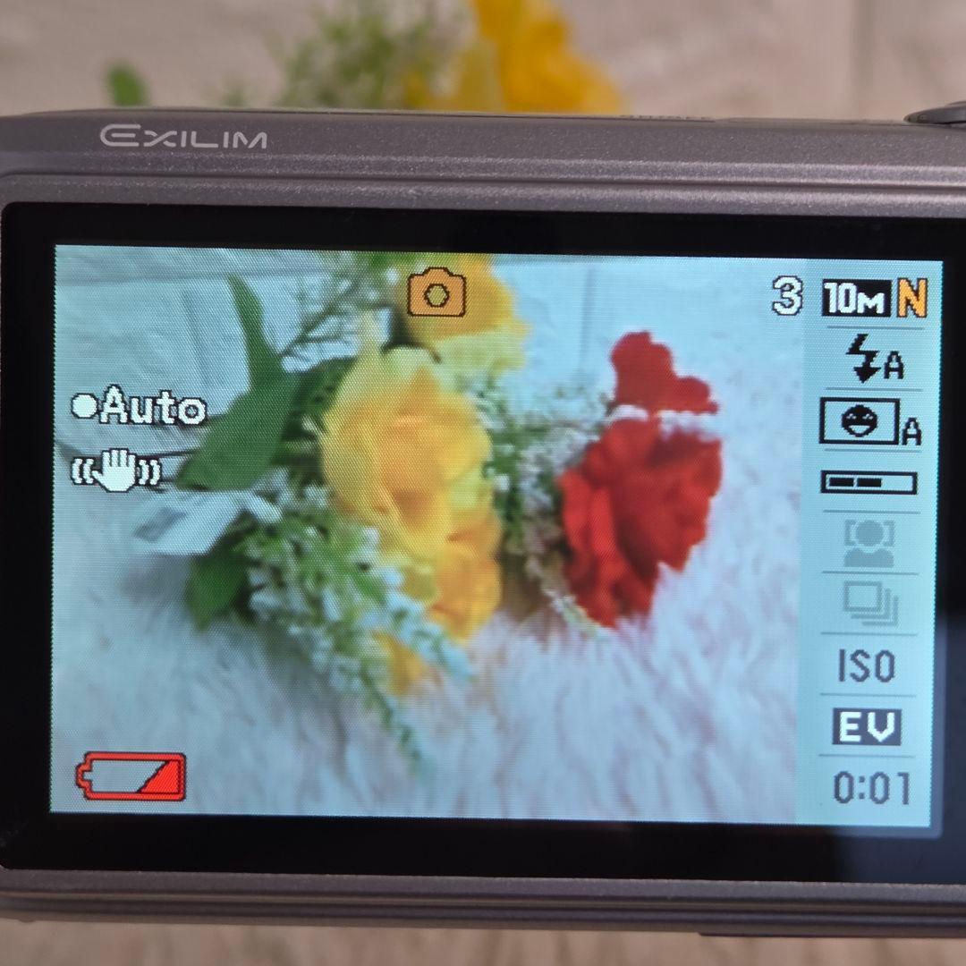 【美品】CASIOデジカメEXILM　EX-Z2200 箱付属品有り　シルバー