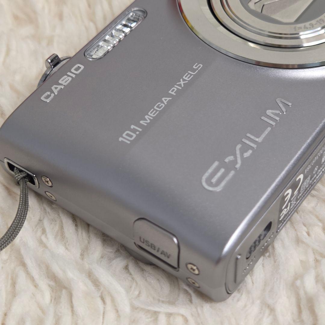 【美品】CASIOデジカメEXILM　EX-Z2200 箱付属品有り　シルバー