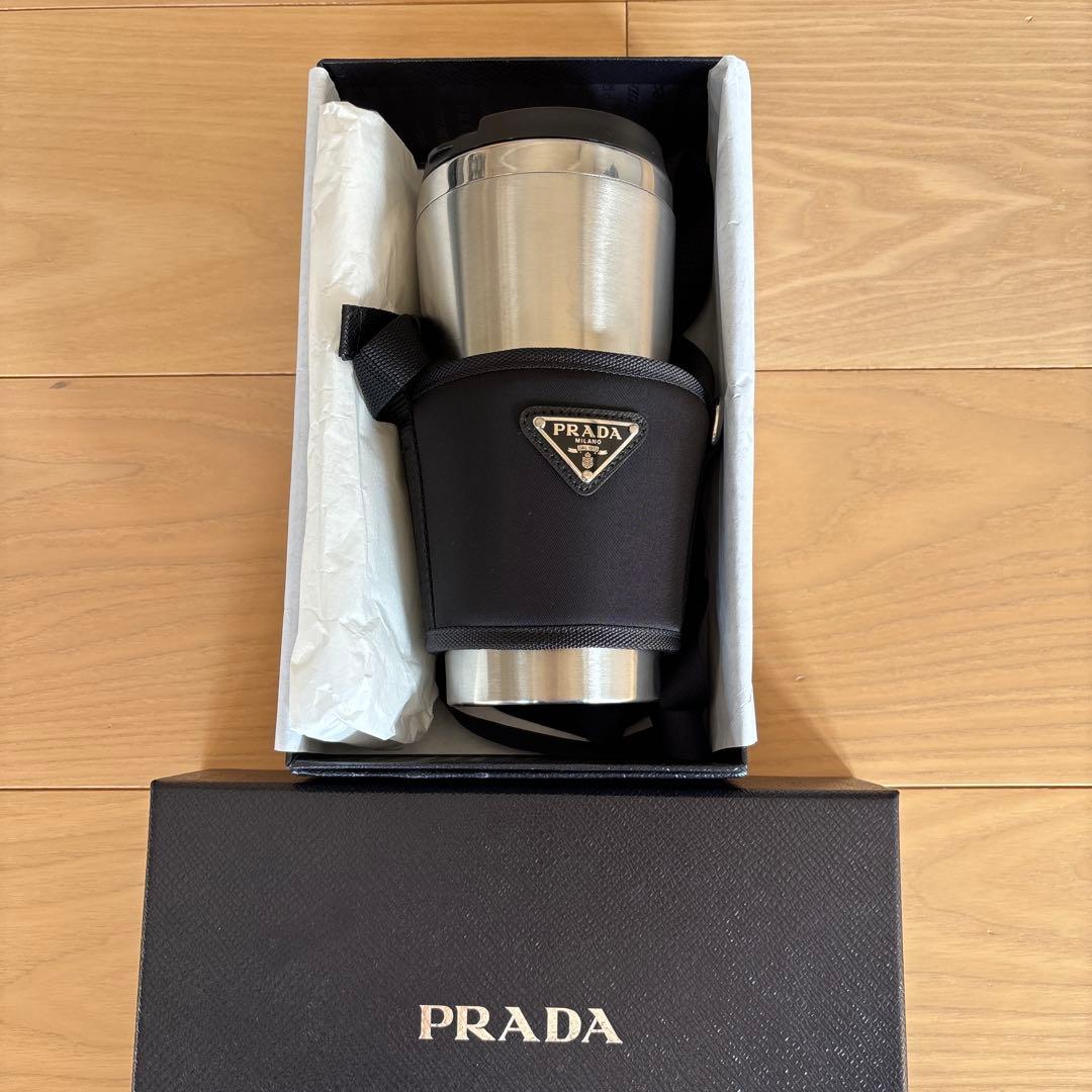 PRADA タンブラー　ホルダー付　新品