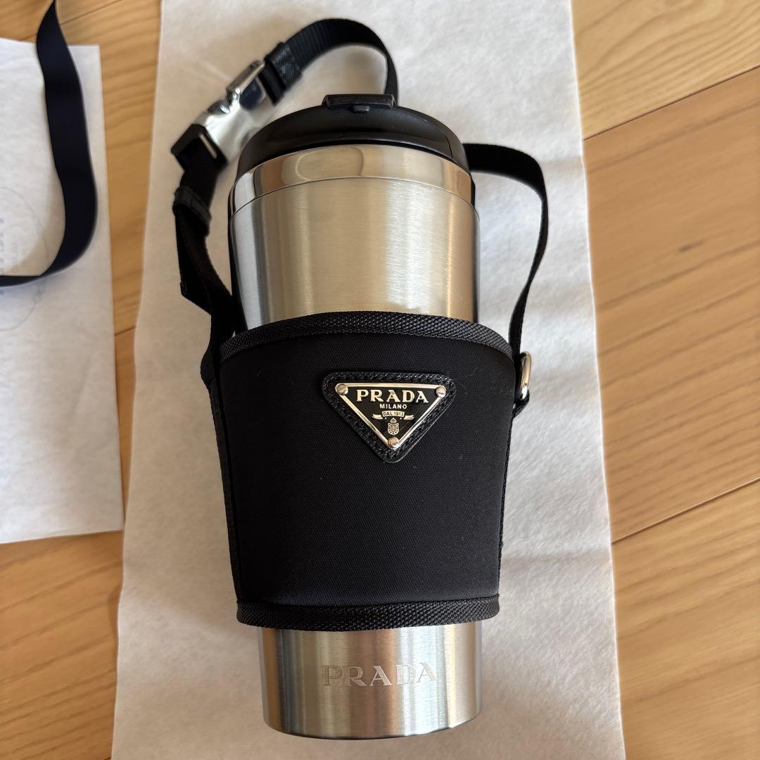 PRADA タンブラー　ホルダー付　新品