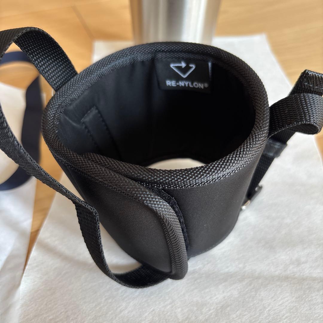 PRADA タンブラー　ホルダー付　新品