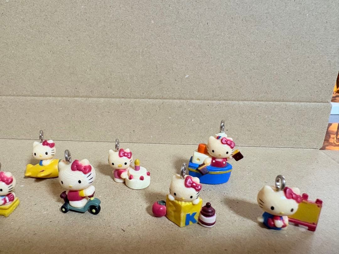 【鬼レア】HELLO KITTY CLASSIK CLUBとキティフルーツ占い