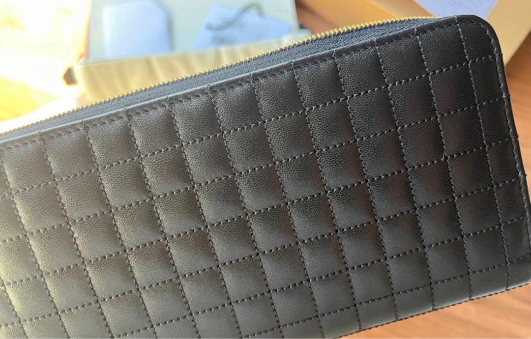 CELINE キルティング ブラック長財布