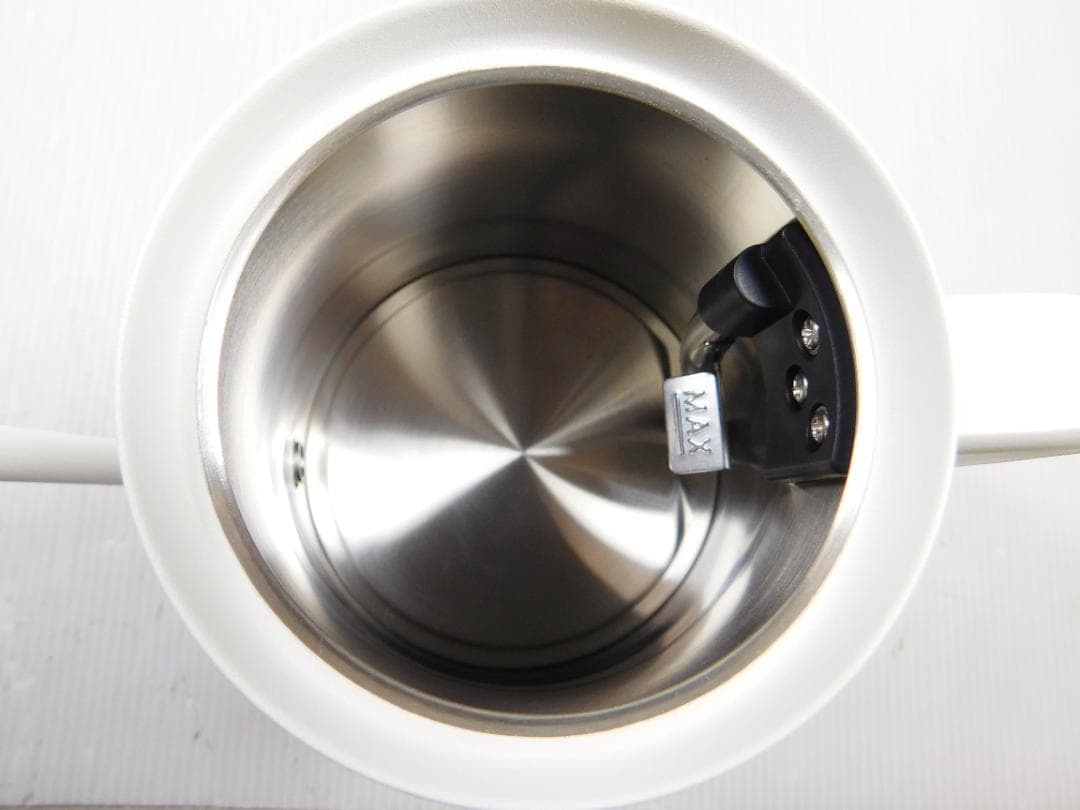 BALMUDA バルミューダ KPT01JP The Pot 電気ケトル 白