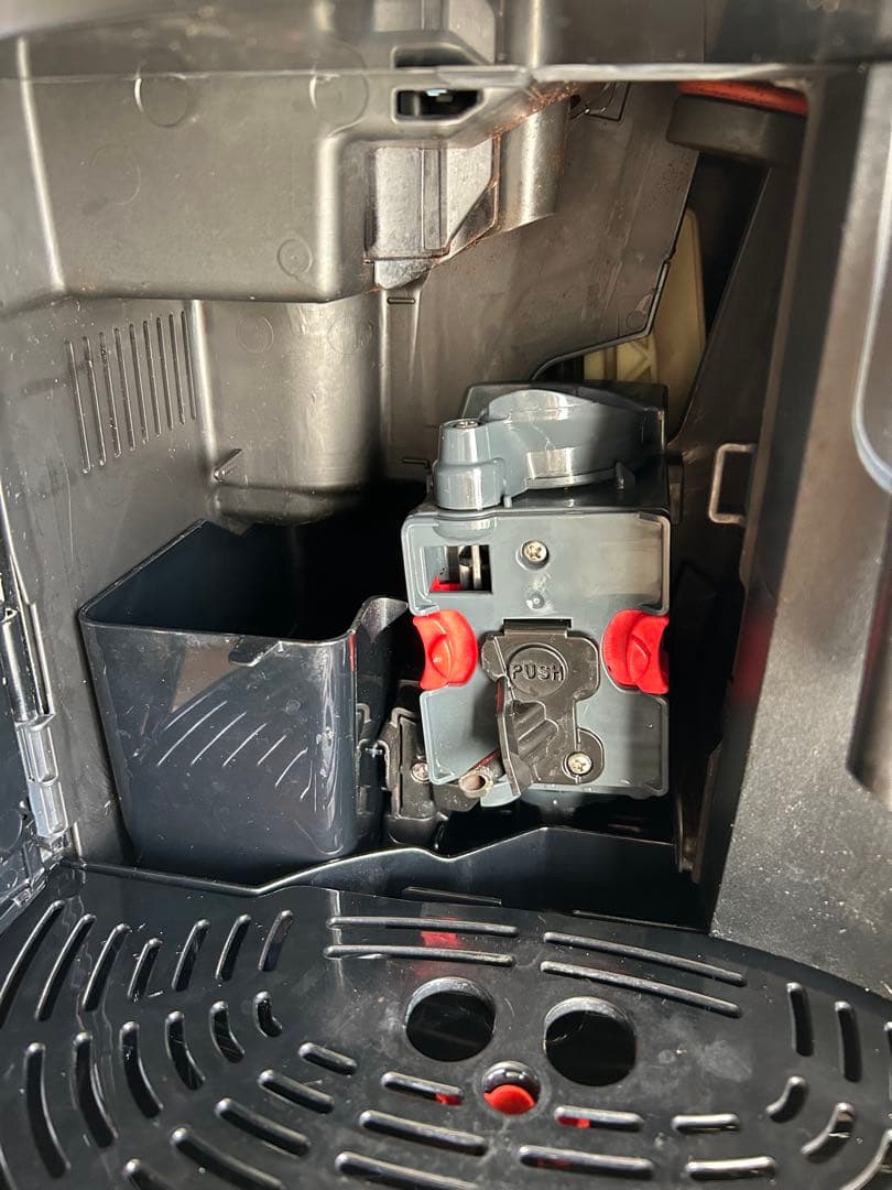 デロンギ　DeLonghi 全自動コーヒーマシン ESAM1000SJ