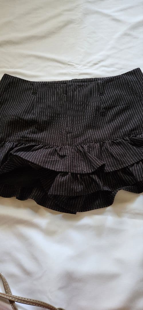 ピンストライプ☆ティアードショートパンツ　ブラック