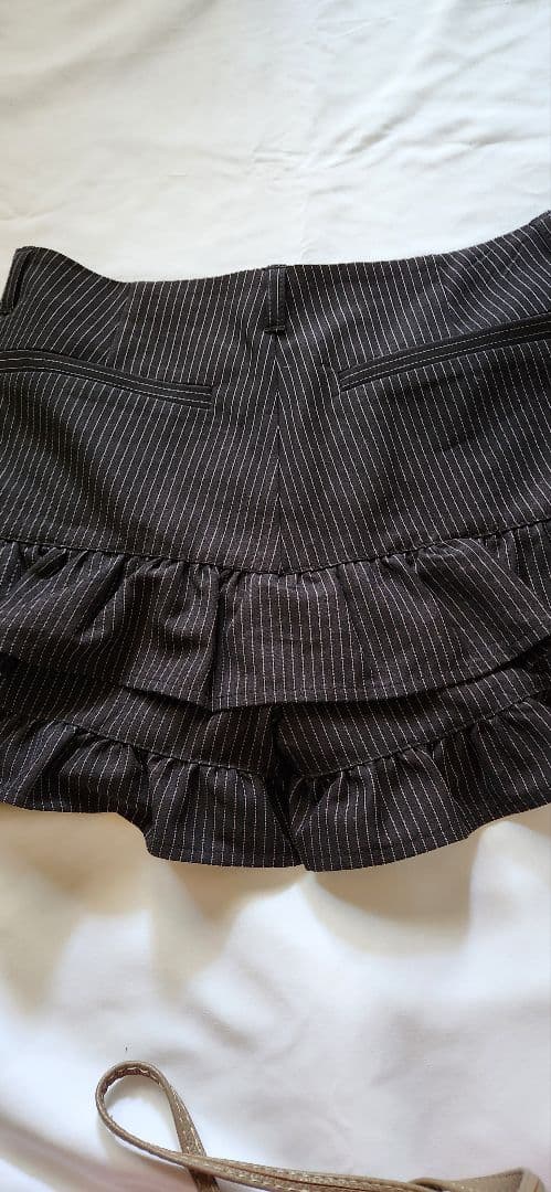 ピンストライプ☆ティアードショートパンツ　ブラック