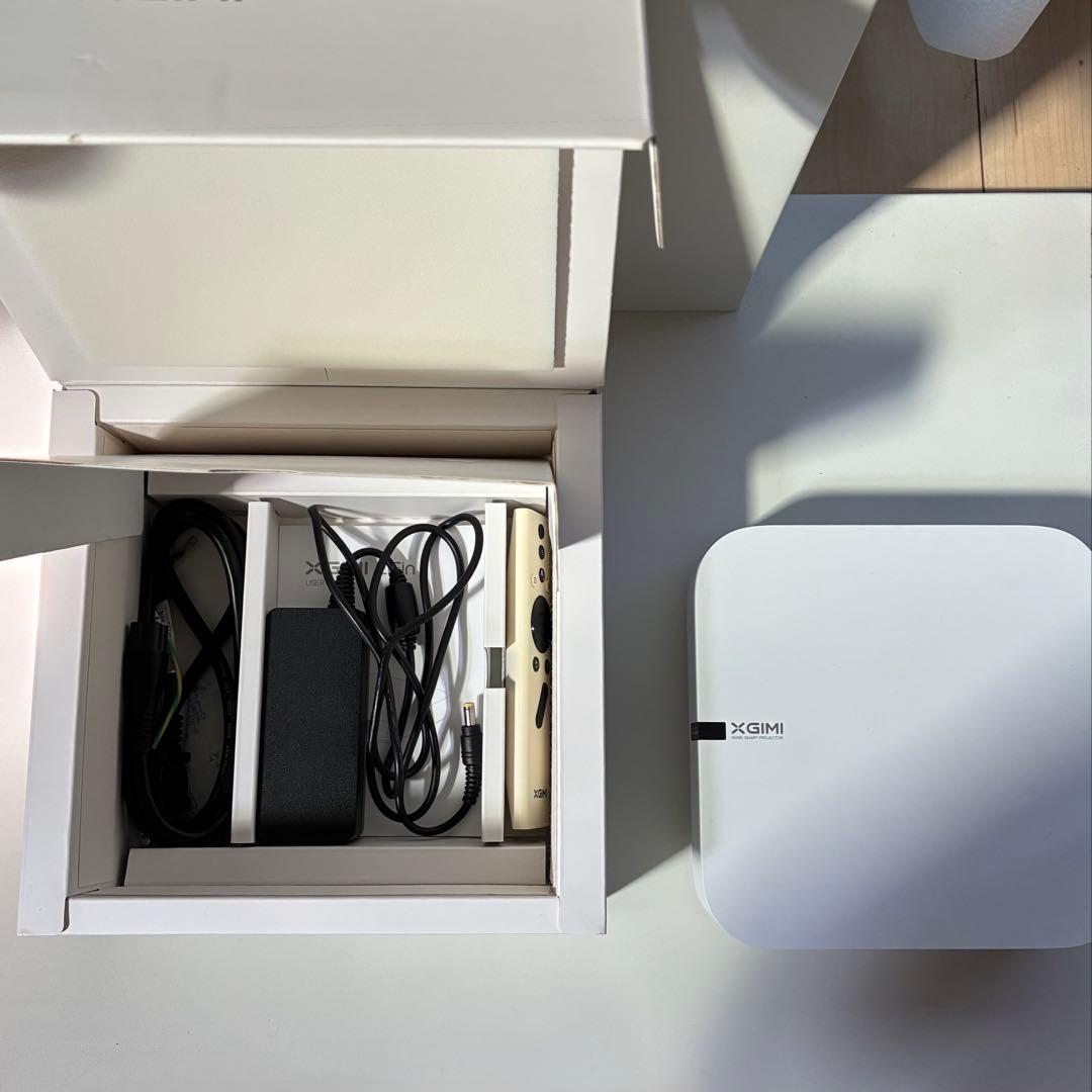 【極美品】XGIMI Elfin 1080p 高輝度 プロジェクター フルHD