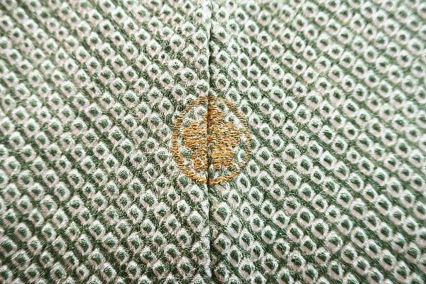 訪問着 総絞り くすんだ黄緑 草色 枝花 刺繍 身丈159cm 裄丈64cm