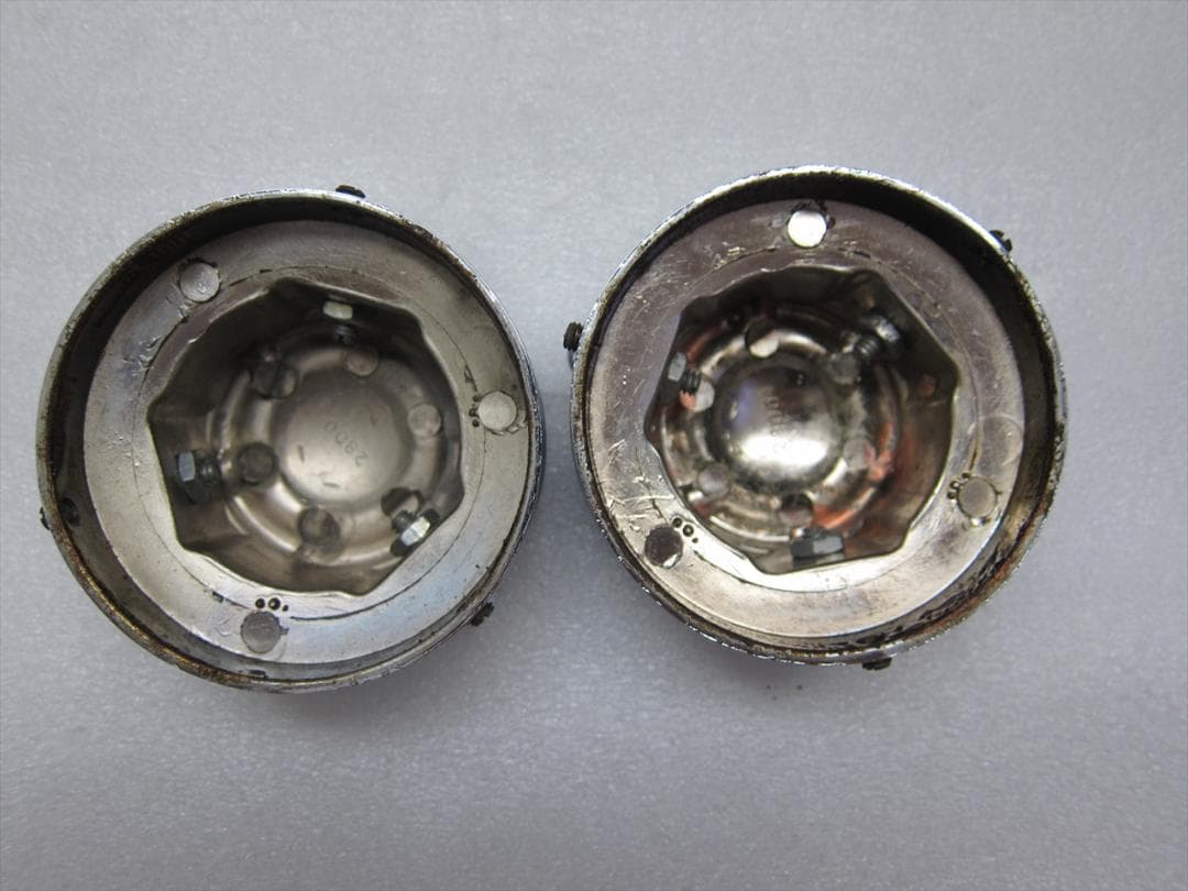 ガソリンタンクキャップカバー　ハーレーショベルFLHで使用してました。サザエ