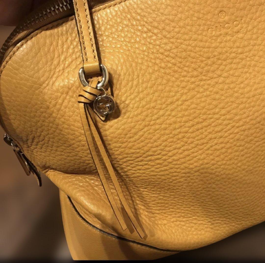 GUCCI イエローレザーハンドバッグ