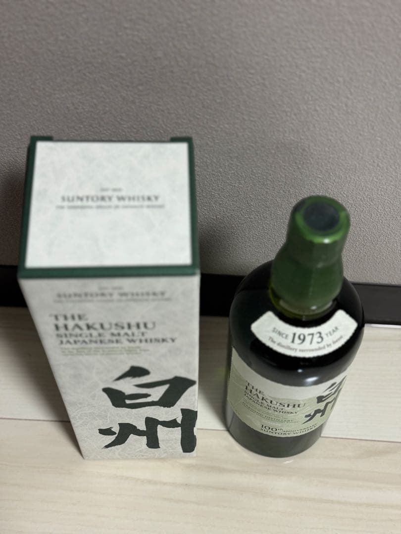 【新品・未開栓】100周年記念ラベル サントリー　ウイスキー　白州　700ml