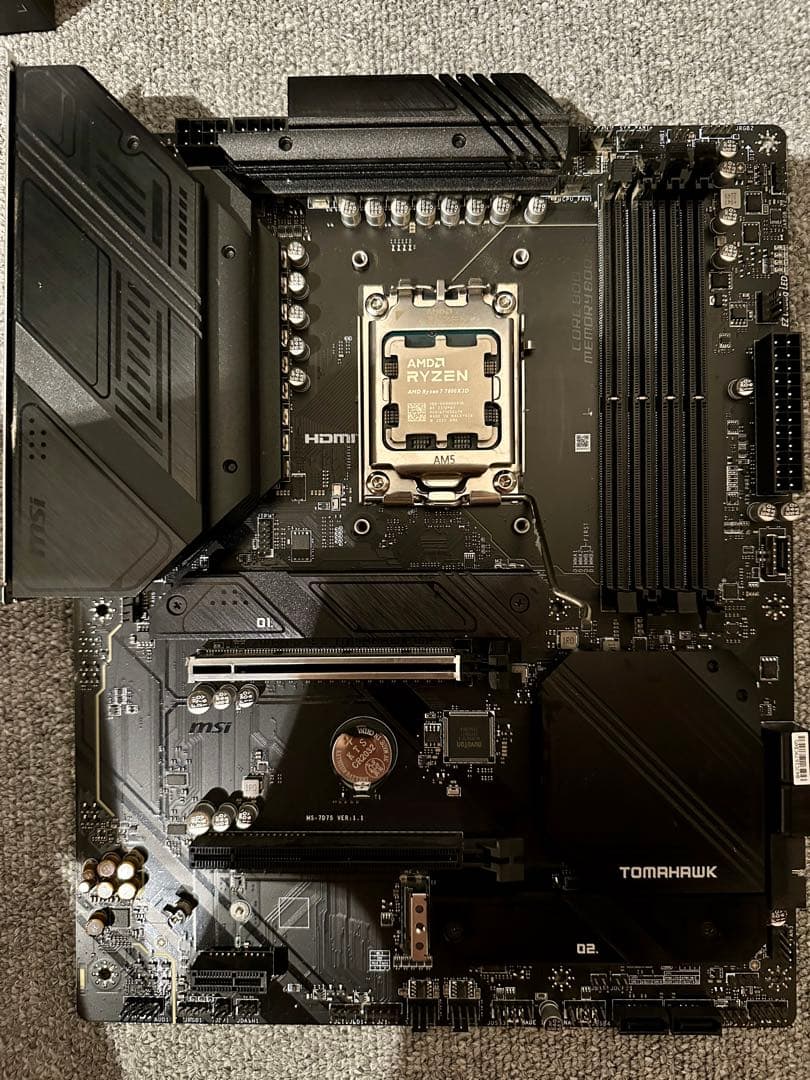 CPU Ryzen7800X3D CPU + MSI MAG B650 TOMAHAWK