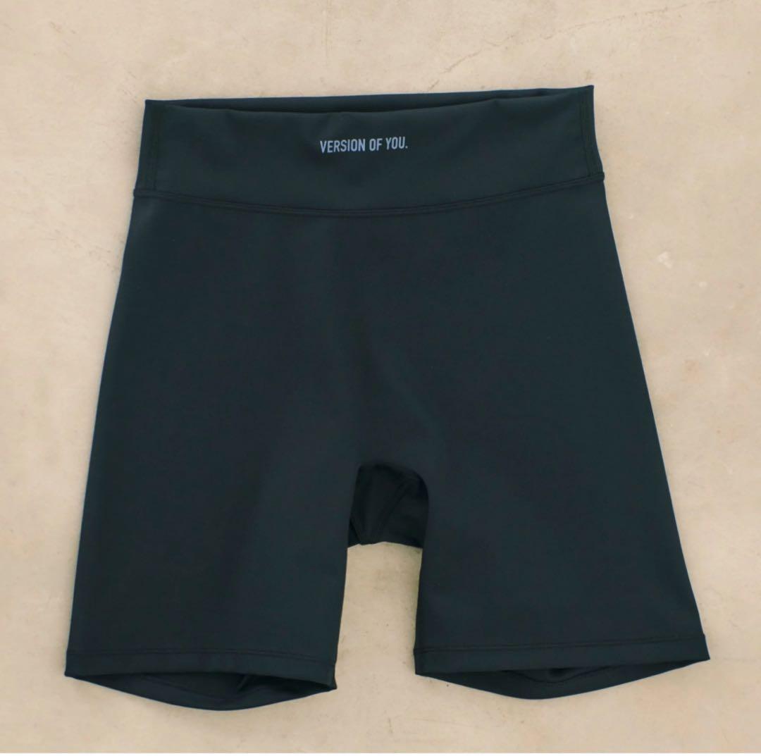 version of you バイカーショーツ黒色