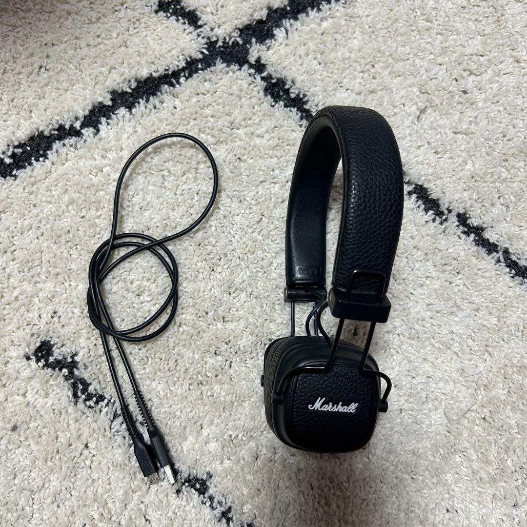 Marshall ワイヤレスヘッドホン ブラック　III