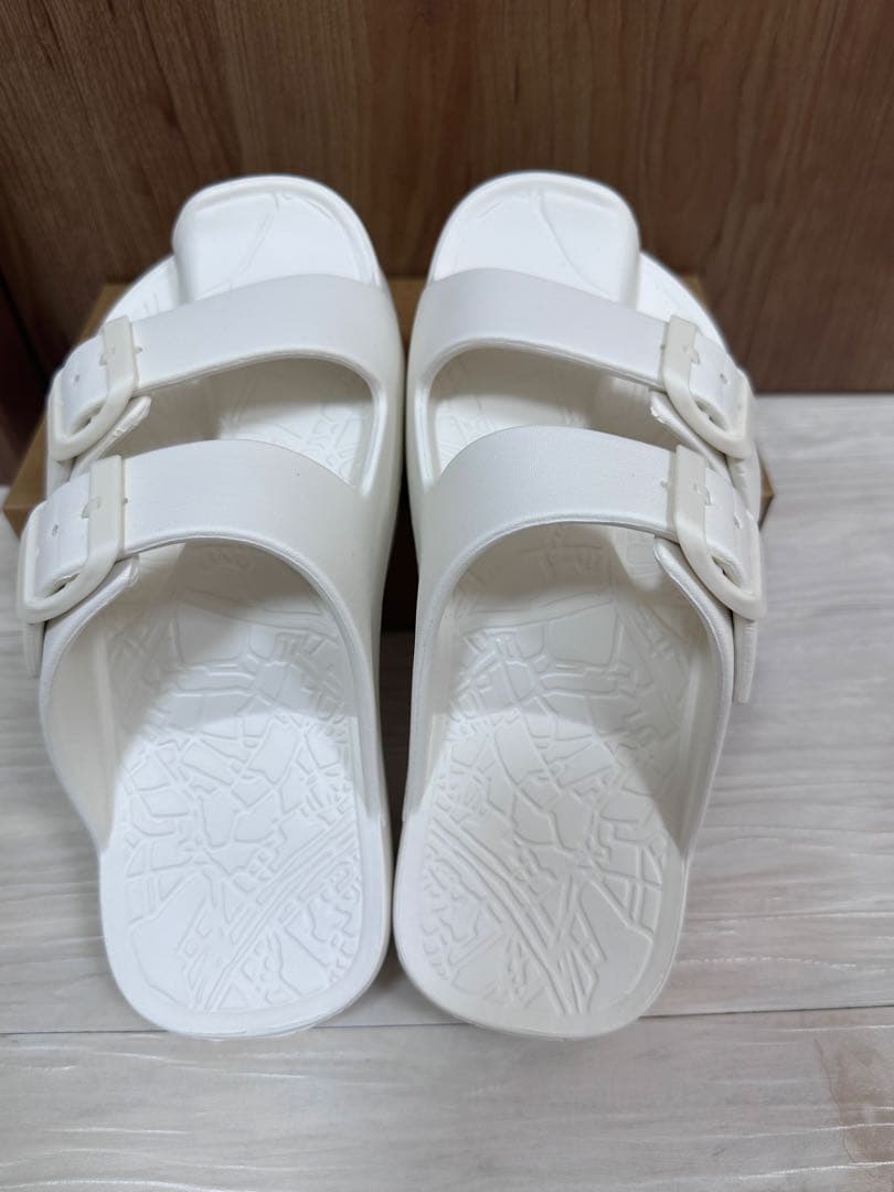 イージーサンダル　ラップホワイト Racbaki