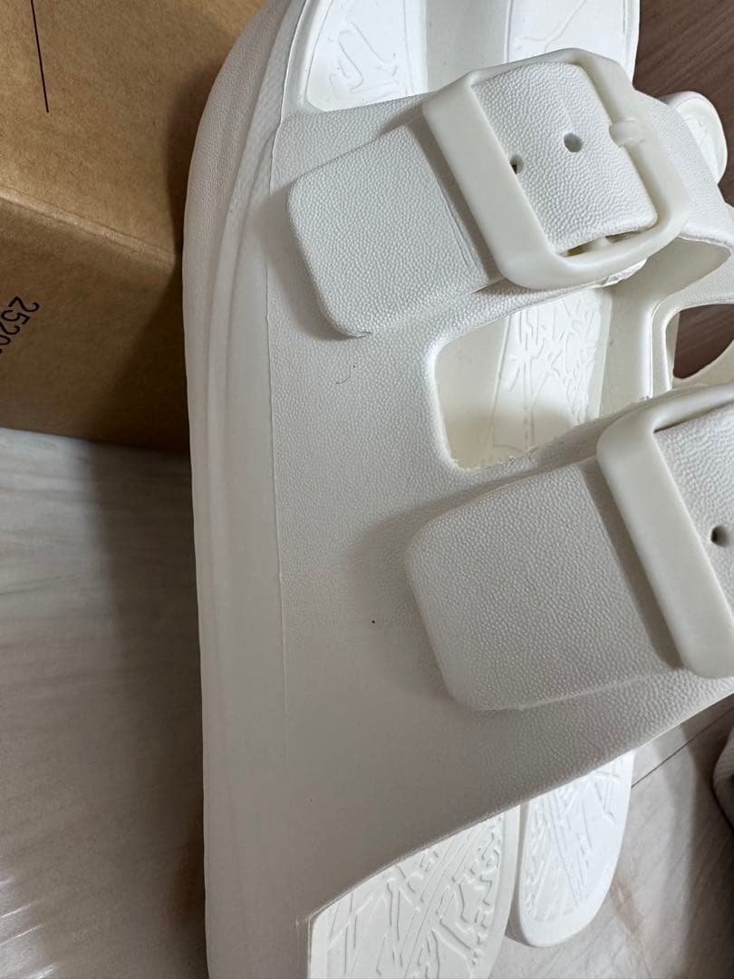 イージーサンダル　ラップホワイト Racbaki